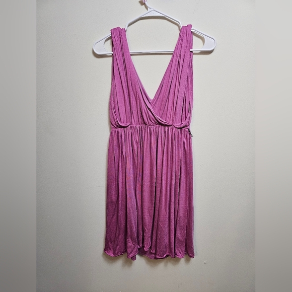 LOFT Dresses & Skirts - Ann Taylor LOFT size XS light‎ purple flowy dress